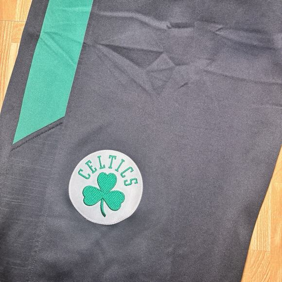 Boston Celtics Adidas NBA Warm Up Pants 2XL - Picture 2 of 5
